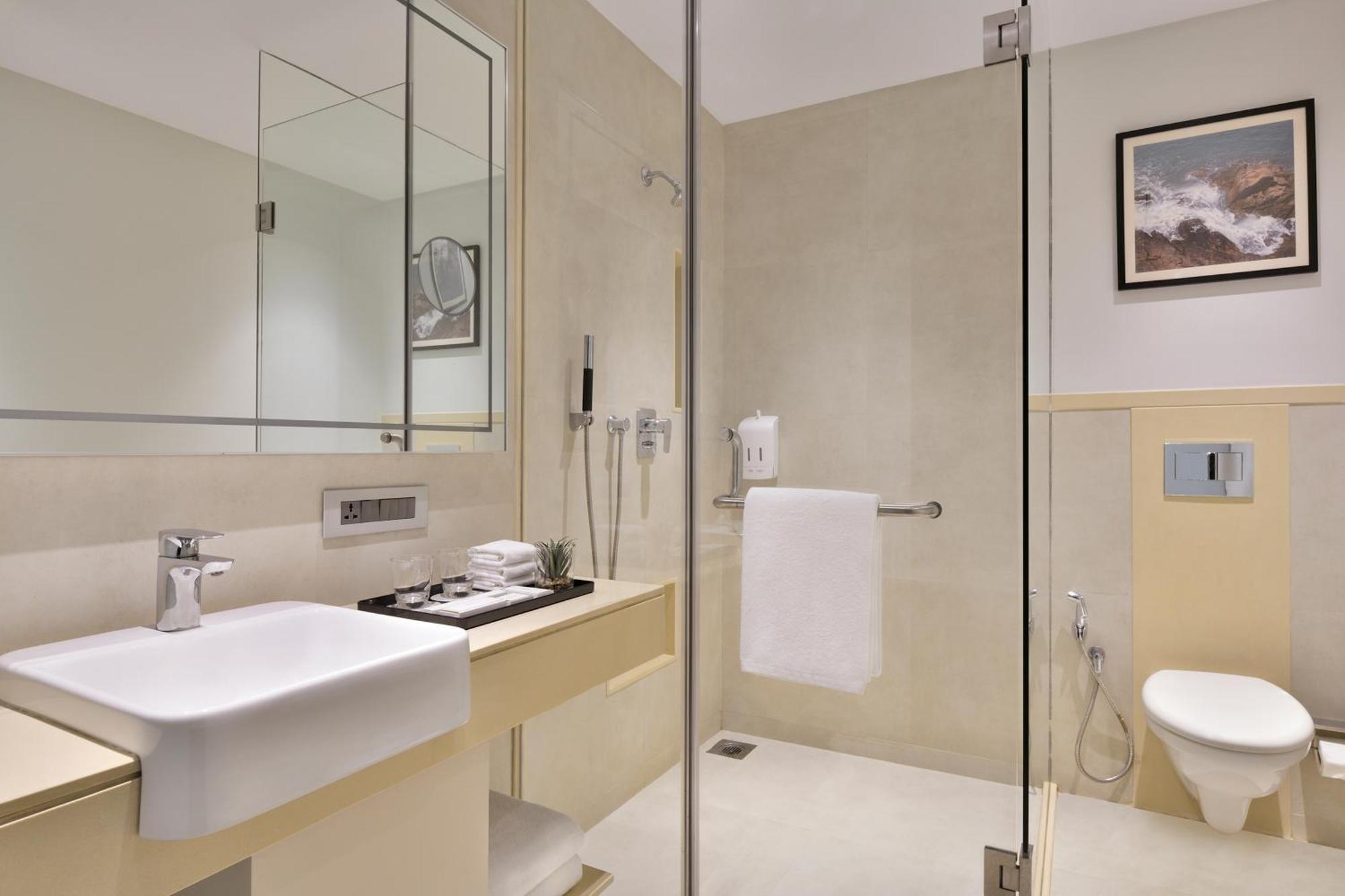 Citadines Arpora Nagoa Goa Hotell Eksteriør bilde